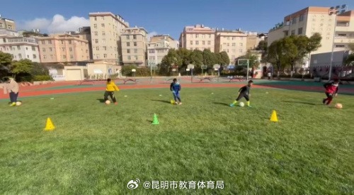 现无疑是金